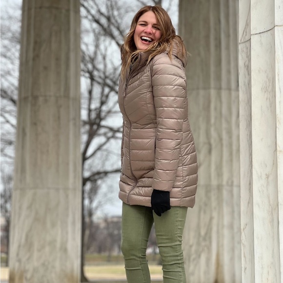 Meet your Posher, Piper - Picture 2 of 3